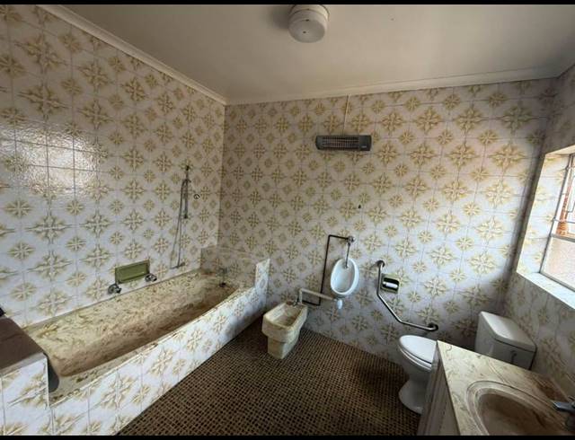 4 BEDROOM PROPERTY TO RENT IN NORTHCLIFF